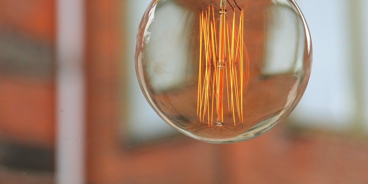Filament-LED Vintage und Edison: Welche Form zu welcher Lampe passt, warum 2200 Kelvin der Sweet Spot sind, und worauf du beim Kauf wirklich achten musst