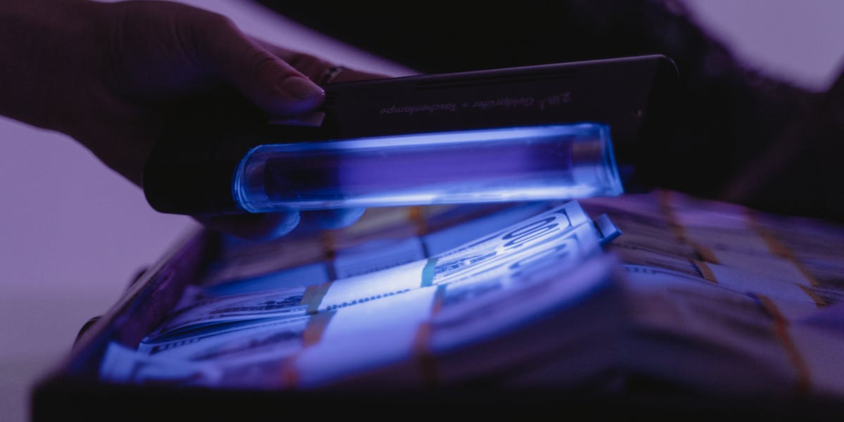 UV-C-Entkeimungslampen im Haushalt: Was wirklich gefährlich ist und was nicht